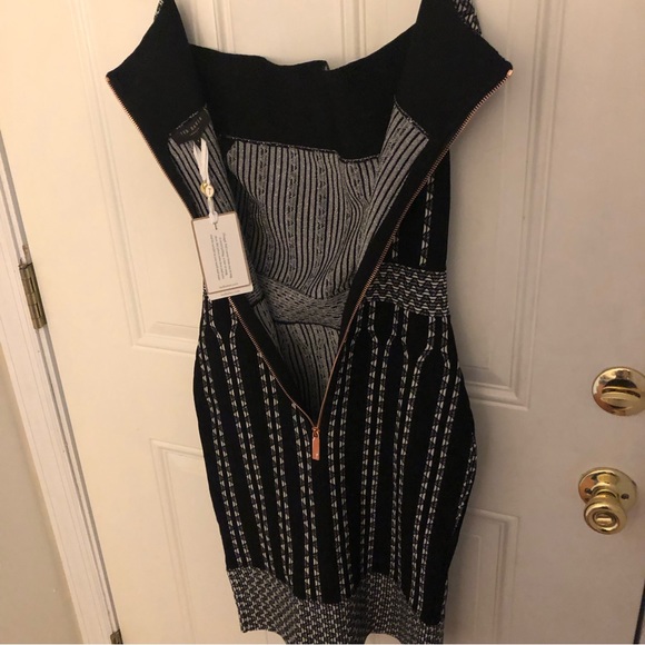 NWT Ted Baker Yolinii Bardot Off-the-Shoulders Bodycon Dress TB 1 - Picture 10 of 13